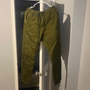 Nike Men's Olive Green Joggers